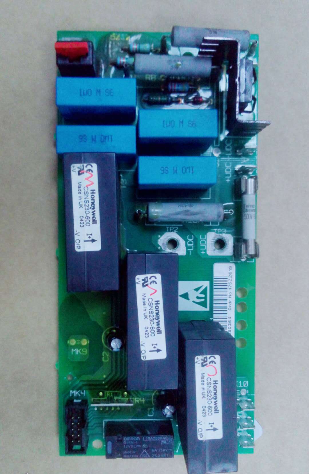 丹佛斯變頻器配件，價(jià)格特惠，檢測(cè)卡現(xiàn)貨